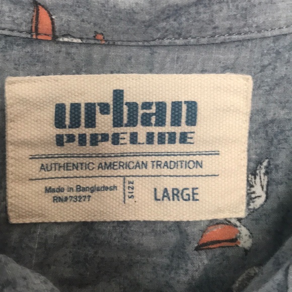 Short Sleeved Button Down - Picture 4 of 4